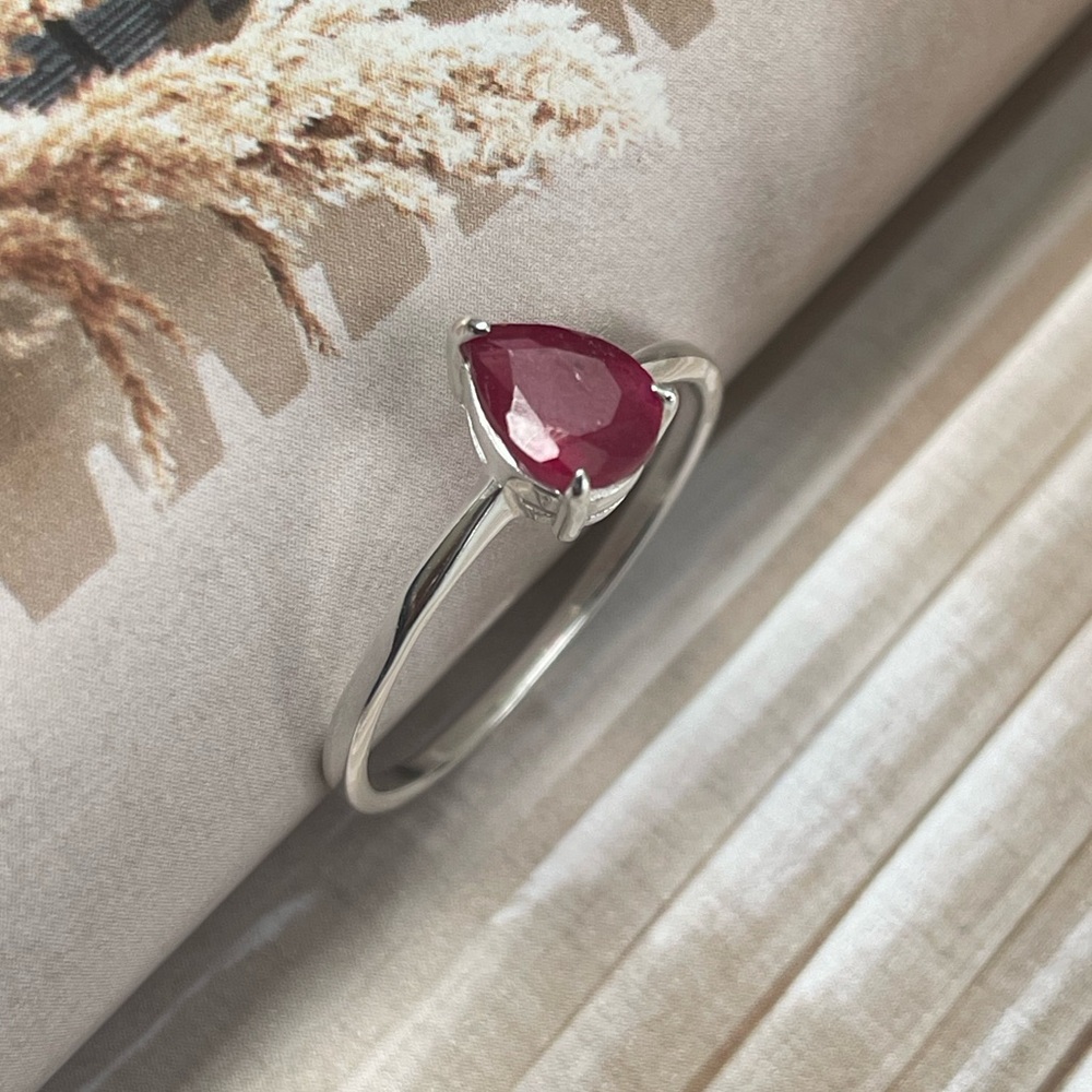 925 Sterling silver Natural Ruby Ring!! 
Collection: “Royal Delicacies” US: 8